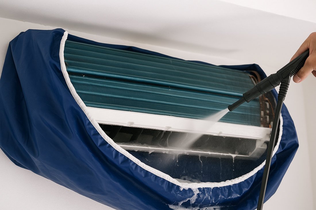 Strumenti professionali per la sanificazione condizionatori Ferroli